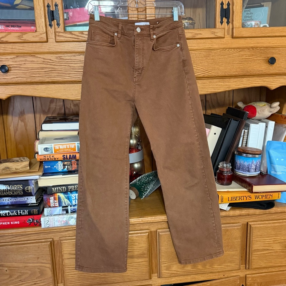 Brown High-Waisted Straight Jeans